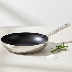 Padella Antiaderente Ø 28 cm Pinti1929 Serie 3.0: Trimetallo e Praticità