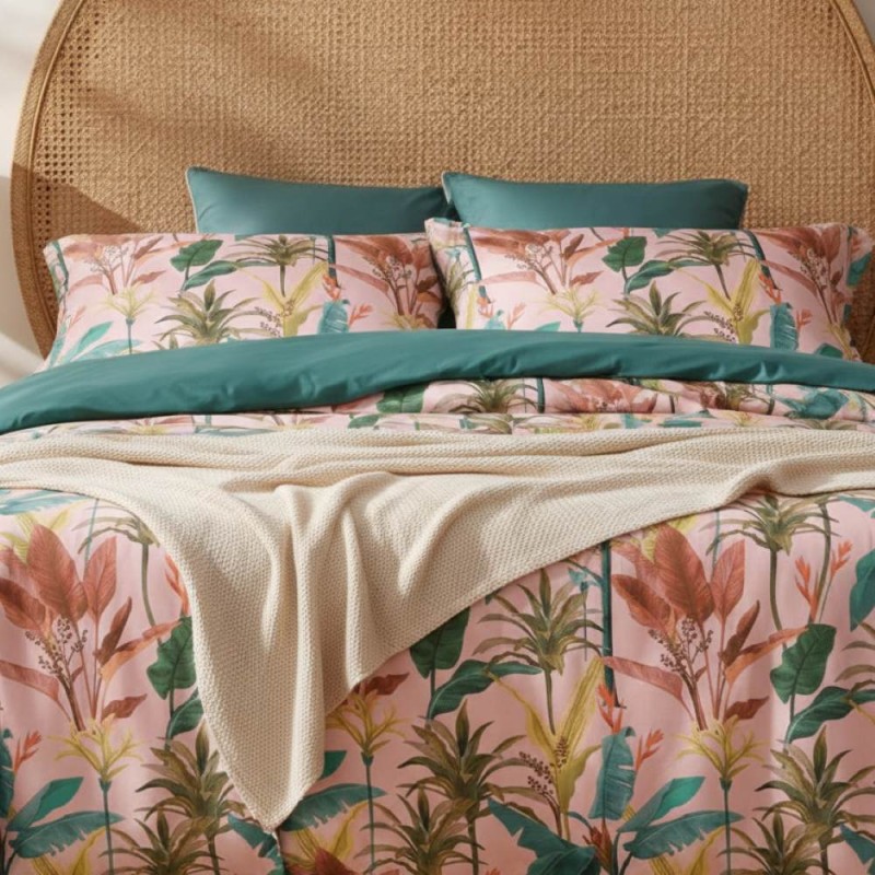 Completo Letto in Raso di Cotone Zoe: Eleganza Floreale stile bohémien