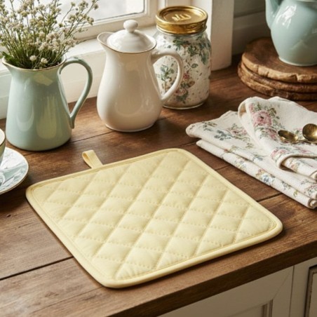 Presina giallo pastello in cotone fatto a mano – Delicata luce con la collezione Demetra
