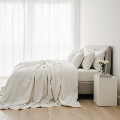 Completo Letto in Puro Lino Le Ore – Bianco, Beige, Tortora e Grigio