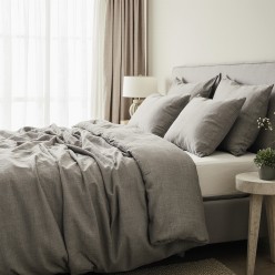 Completo Letto in Puro Lino Le Ore – Bianco, Beige, Tortora e Grigio