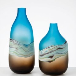 Vaso Scultoreo L'Oca Nera in Vetro Artistico – Collezione Onde