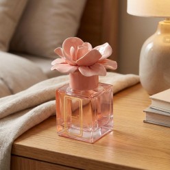 Profumatore Melaverde "Fiore" – Scultura in Ceramica di Capodimonte | Pesca 100ml