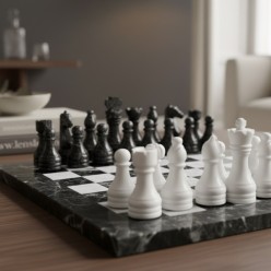 Scacchiera Artigianale in Marmo Nero e Bianco – Set Luxury con Valigia