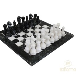 Scacchiera Artigianale in Marmo Nero e Bianco – Set Luxury con Valigia