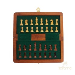 Set Scacchi Magnetico in Legno Pregiato Intarsiato a Mano – Edizione Premium