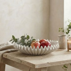 Piatto Decorativo a Raggiera – L'Eleganza Materica che Incanta la Tavola