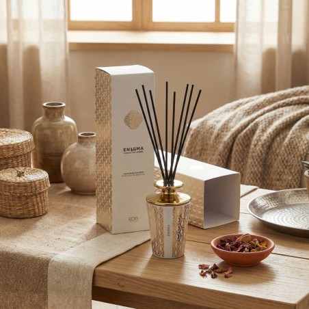 Riflessi d'Ambra: Diffusore EDG Enigma Moroccan Amber – Un Viaggio Sensoriale tra Luce e Calore