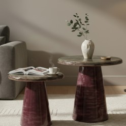 Set 2 Tavolini Rotondi in Metallo Smaltato – Riflessi Bordeaux e Bronzo