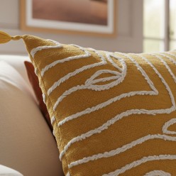 Cuscino Luxury Mustard con Ricami Corda e Nappe – Selezione L'Oca Nera