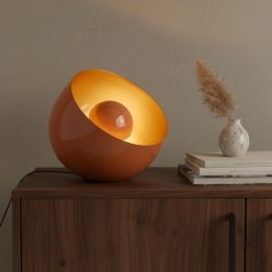 Lampada da Tavolo dal Design contemporaneo - minimalismo e massimalismo