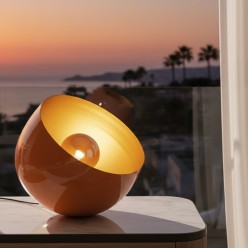 Lampada da Tavolo dal Design contemporaneo - minimalismo e massimalismo
