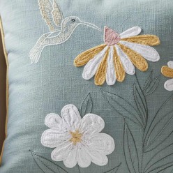 Cuscino d'Arredo in Cotone con Ricami a Rilievo e Applicazione colibrì