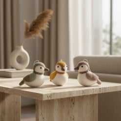 Sparrow Felt Charm: Uccellino in Lana New Zealand Artigianale