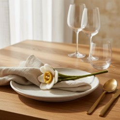 Narciso in Feltro Artigianale 18cm: Fiore Eterno in Lana Premium