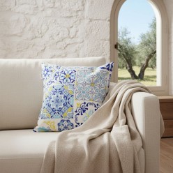 Cuscino arredo in stile maiolica mediterranea – Un tocco d’arte della linea Scilla