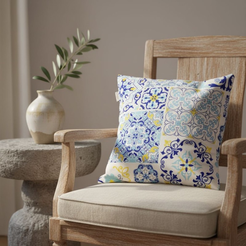Cuscino arredo in stile maiolica mediterranea – Un tocco d’arte della linea Scilla