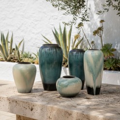 Collezione Coira: Vasi in Terracotta Smaltata Fatti a Mano | Lemoire Home