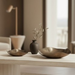 Vassoio Scultoreo in Alluminio Brunito: Design Organico Lemoire Home