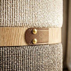 Set 2 Pouf Contenitori Talya: Texture Intrecciata e Ash Wood