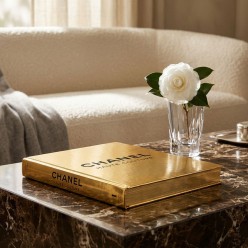 Chanel Haute Couture by Sofia Coppola: L’Arte dell'Oro in 450 Pagine