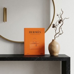 Hermès: The Modern Luxury Series – L’Icona del Design in un Volume