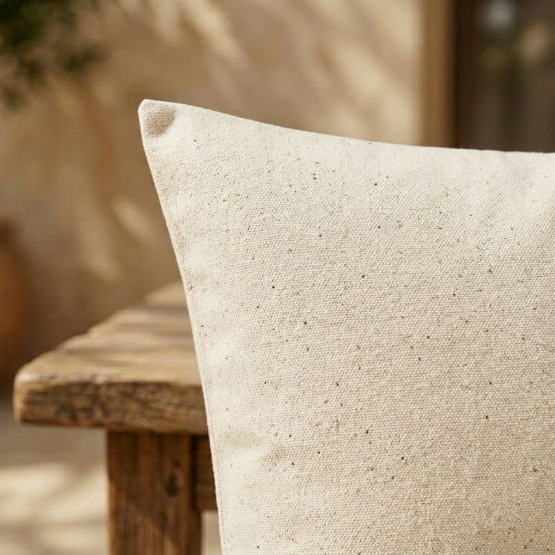 Linee pure e tonalità naturali – Il cuscino arredo Oat Canvas Eunomia lemoirehome