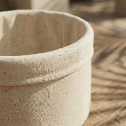 Cestino da tavola in stoffa Oat Canvas Eunomia, essenziale e versatile per mise en place