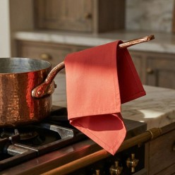 Collezione Ambrosia, canovaccio in cotone rosso perfetto per il Natale