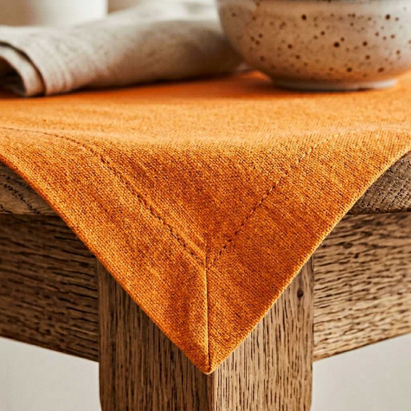Tovaglia Sartoriale Apollo in Puro Cotone Arancio Olimpo – Fatto a Mano in Italia Tovaglia Sartoriale Apollo in Puro Cotone Arancio Olimpo – Fatto a Mano in Italia