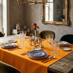 Tovaglia Sartoriale Apollo in Puro Cotone Arancio Olimpo – Fatto a Mano in Italia