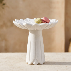 Alzata e Piatto Lotus in Marmo Bianco Abhika | Lemoire Home