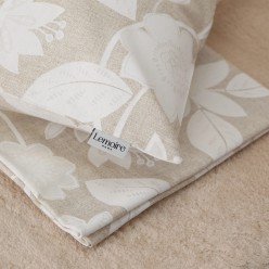 Set runner e cuscini collezione Igea fiori panna su fondo beige