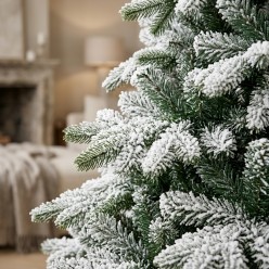 Albero Ritter Innevato 210 cm: 3567 Rami di Puro Lusso Invernale