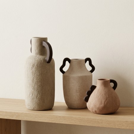 Tris Vasi Jorg in Gres con Manici Scultorei | Lemoire Home