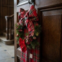 Fiocco Natalizio Tartan Fuoriporta e Centrotavola Sartoriale