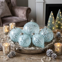 addobbo-natale-vetro-soffiato-azzurro