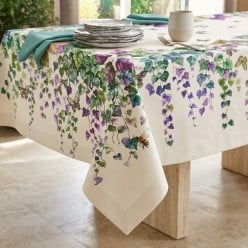 Tovaglia in Cotone Stampato Flora d’Iride – Tessuto Effetto Canvas e Finitura Sartoriale | Lemoire Home