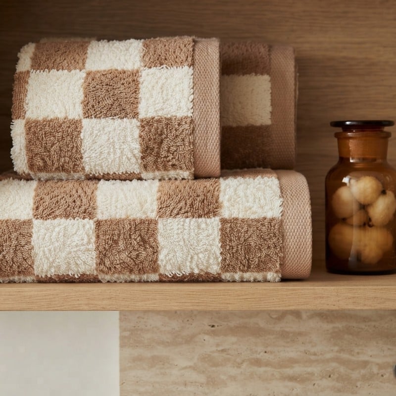 Coppia Asciugamani Viso e Ospite in Spugna di Cotone Terracotta – Lemoire Home