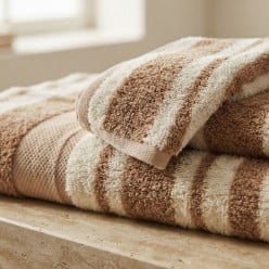 Coppia Asciugamani Viso e Ospite in Spugna di Cotone Terracotta – Lemoire Home
