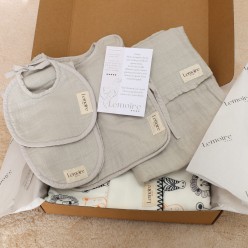 Confezione regalo per corredino bebé linea Alcesti