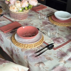 Runner da tavola floreale collezione Andromaca in rosa