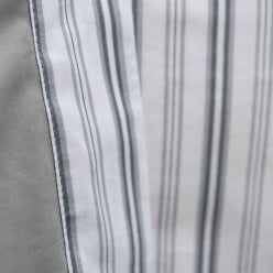 Biancheria da letto a righe Linea Olimpia per un tocco di contemporaneità alla tua stanza
