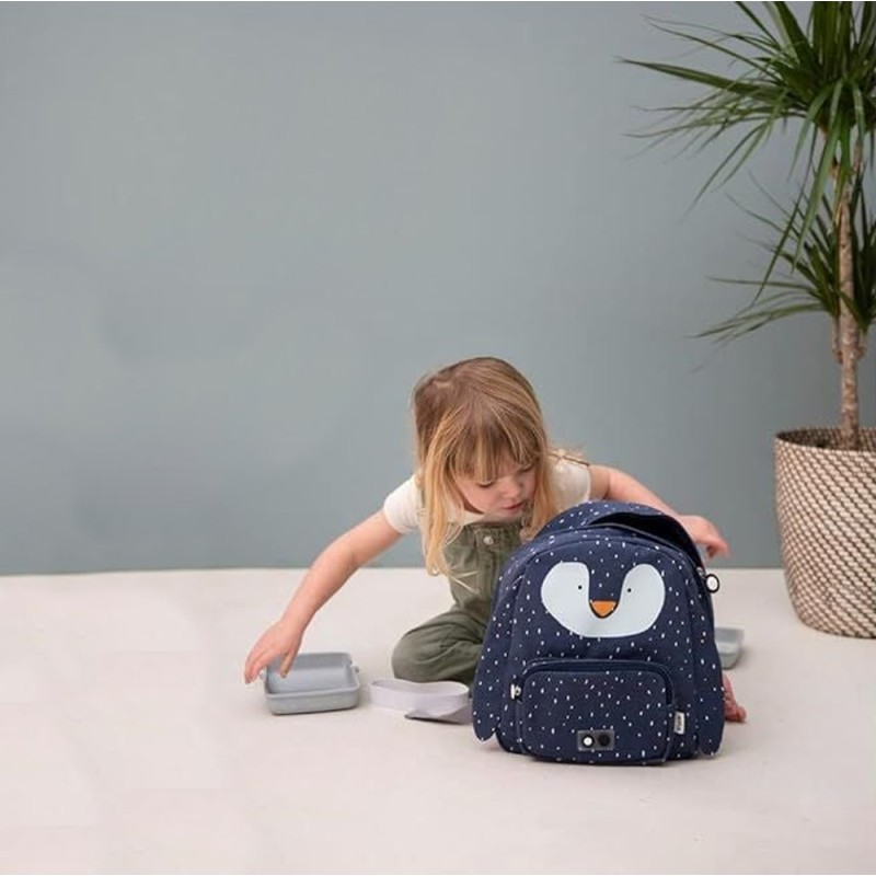 Zainetto con pinguino: il compagno fidato pronto a custodire giochi, libri e sogni Zainetto con pinguino: il compagno fidato pronto a custodire giochi, libri e sogni