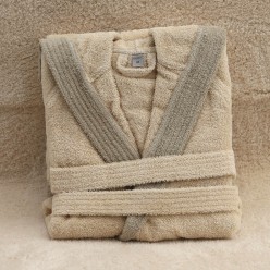 Accappatoio rosa in spugna 100% cotone Collezione Nereidi