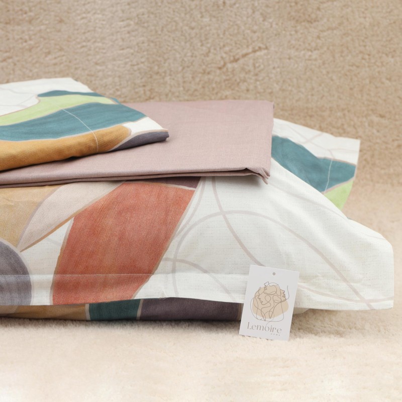 Fusioni di colori e forme con il completo letto matrimoniale Leto firmato LeMoire Home