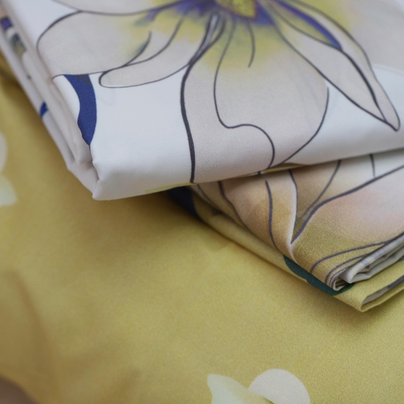 Completo letto matrimoniale senape dal design floreale con sfumature beige linea Meliadi