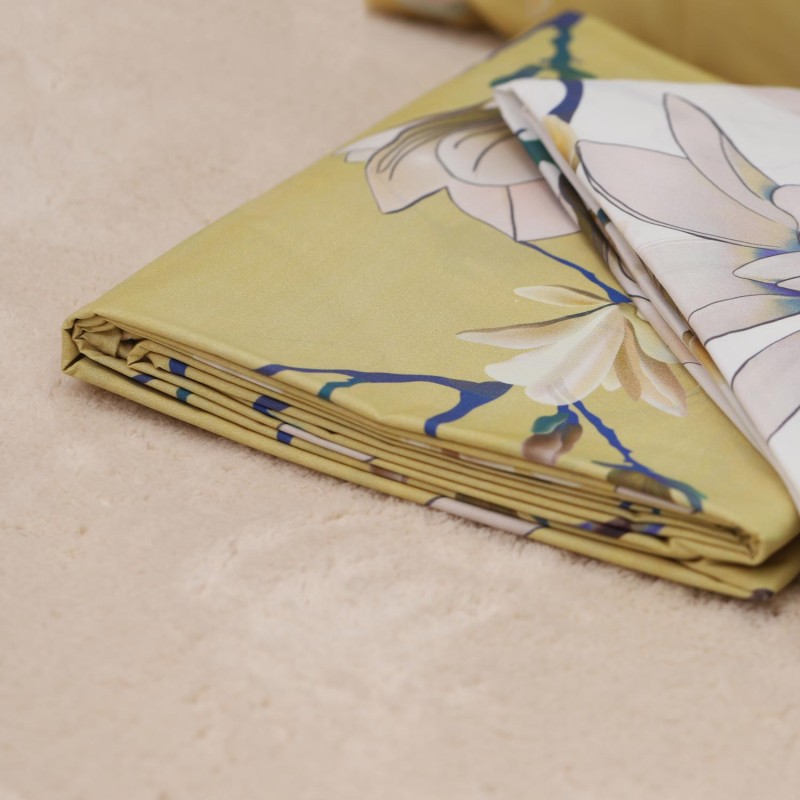 Completo letto matrimoniale Made in Italy senape con design floreale