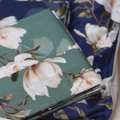 Completo letto in raso di cotone Made in Italy ispirato alle Magnolie