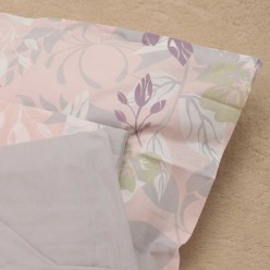 Lenzuola matrimoniali con foglie dai colori neutri: collezione Talete